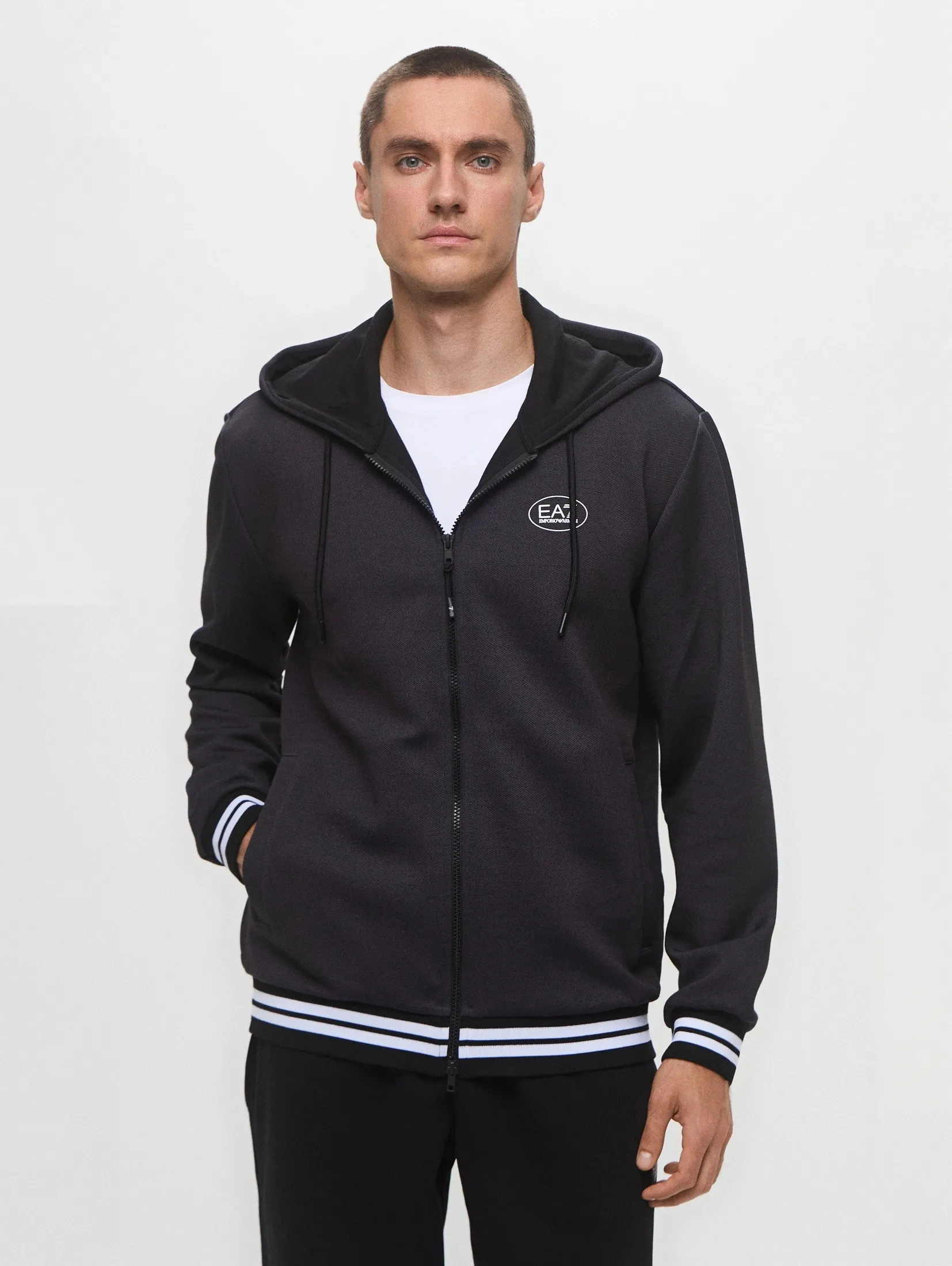 Спортивный верх ZIP