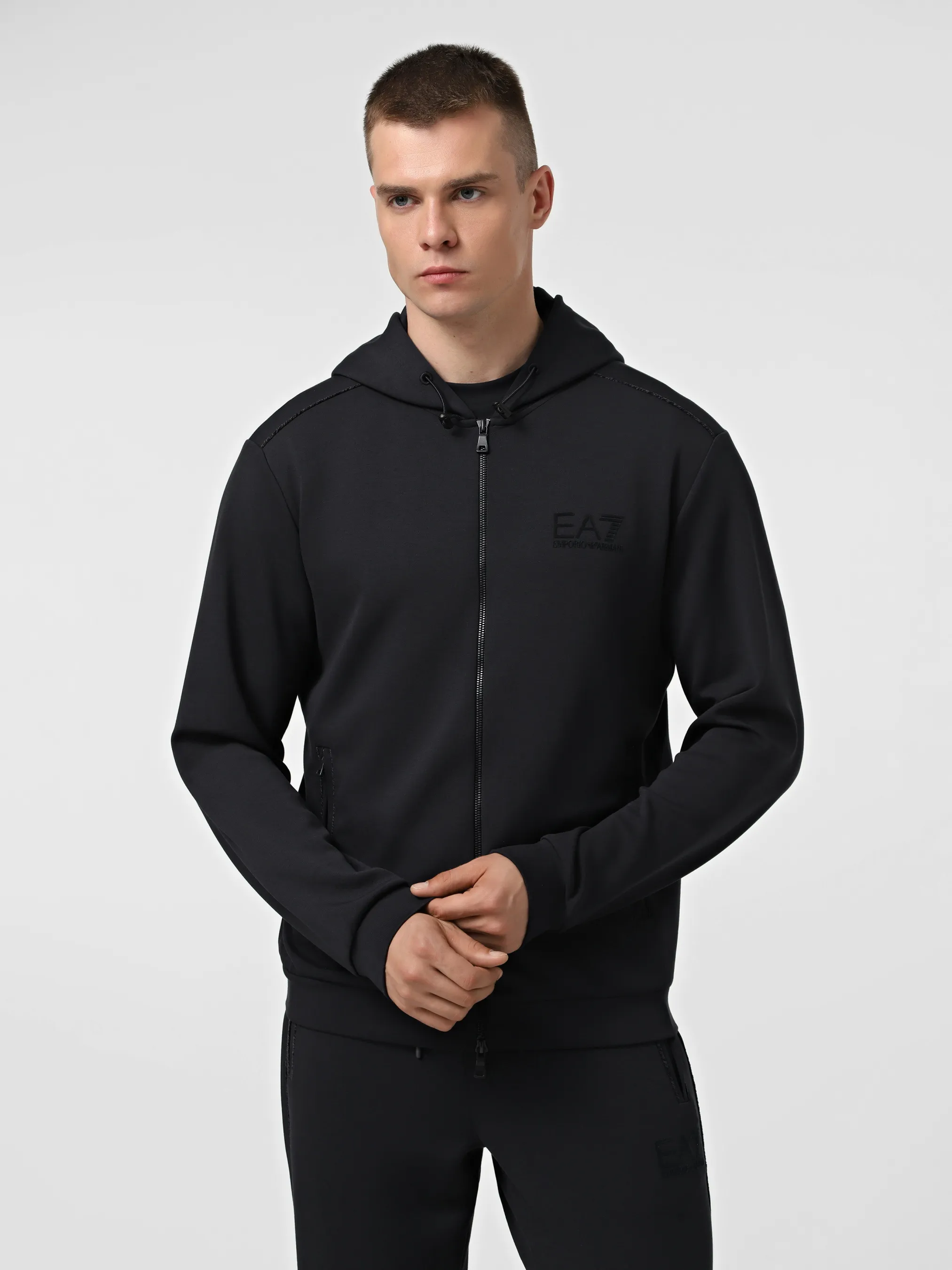 Спортивный верх ZIP