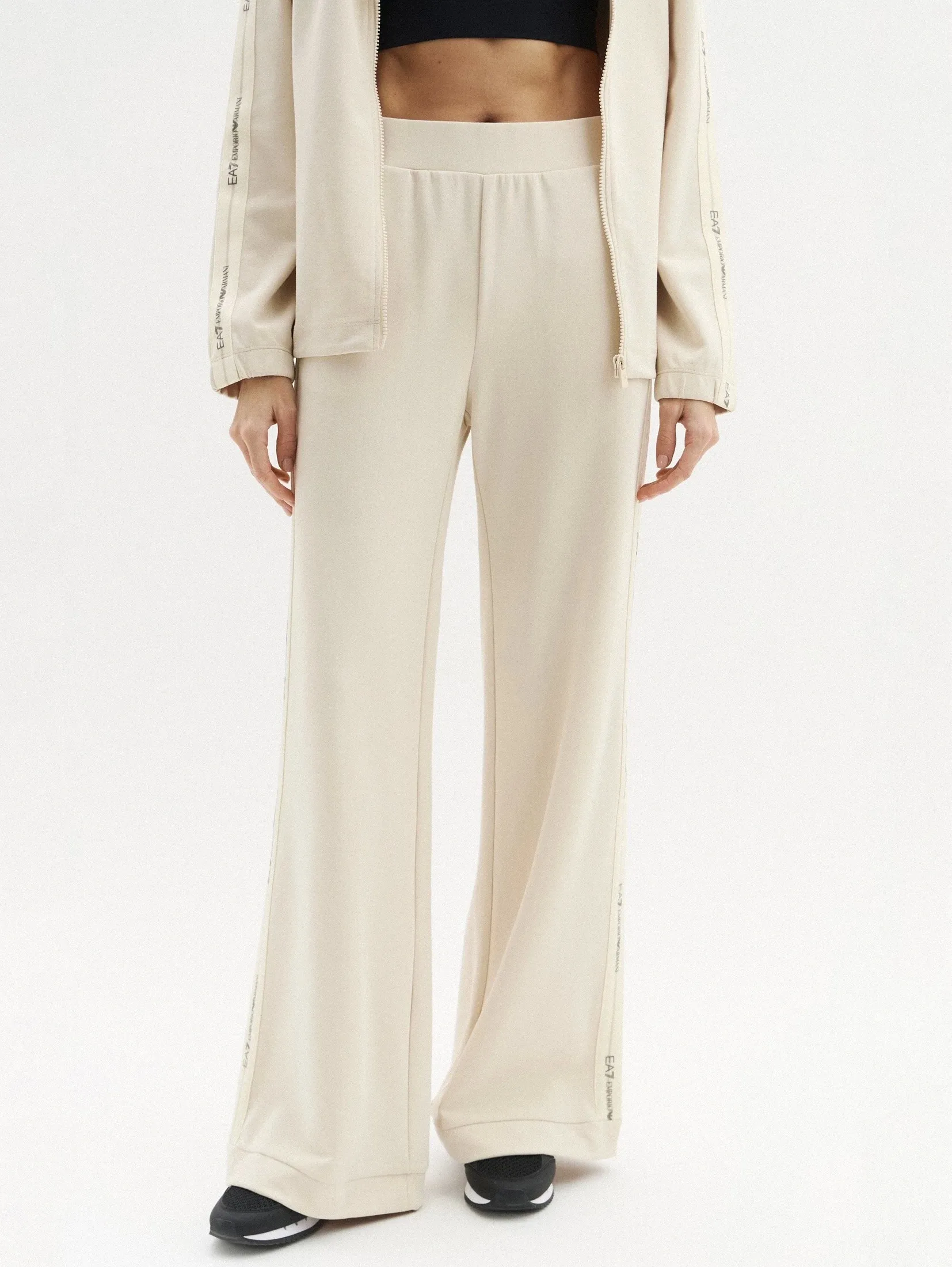 Спортивные брюки