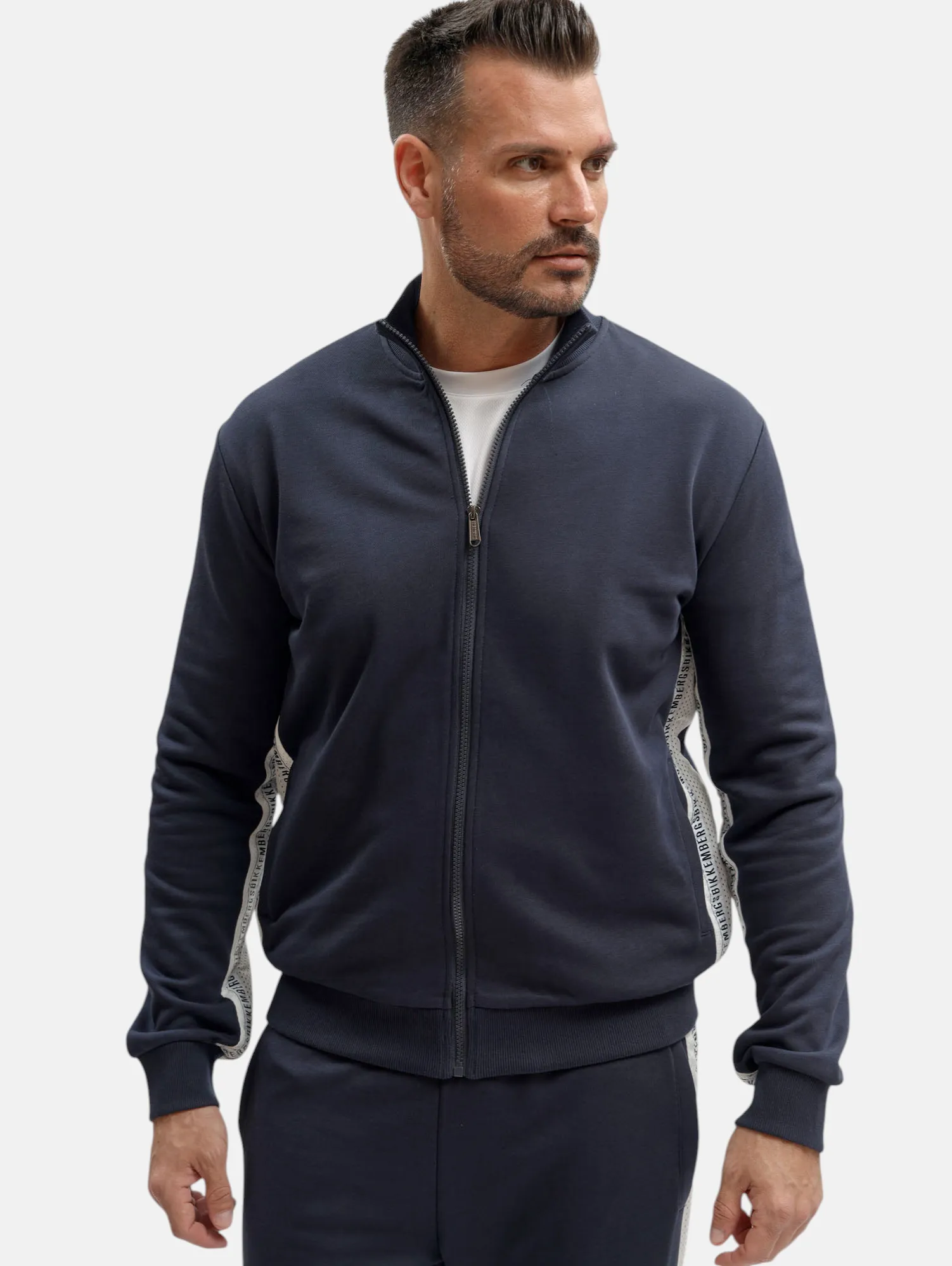 Спортивный верх ZIP