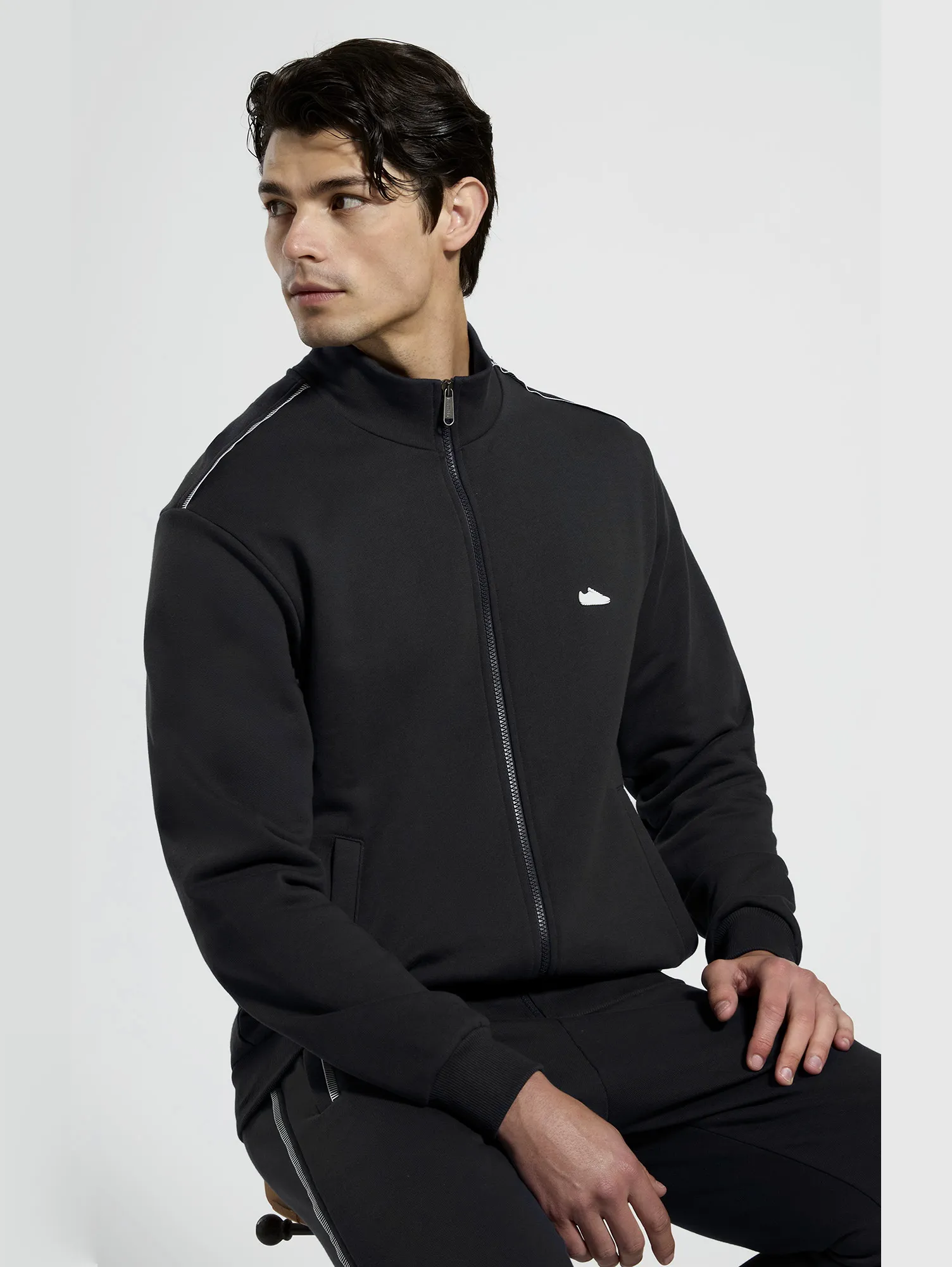 Спортивный верх ZIP