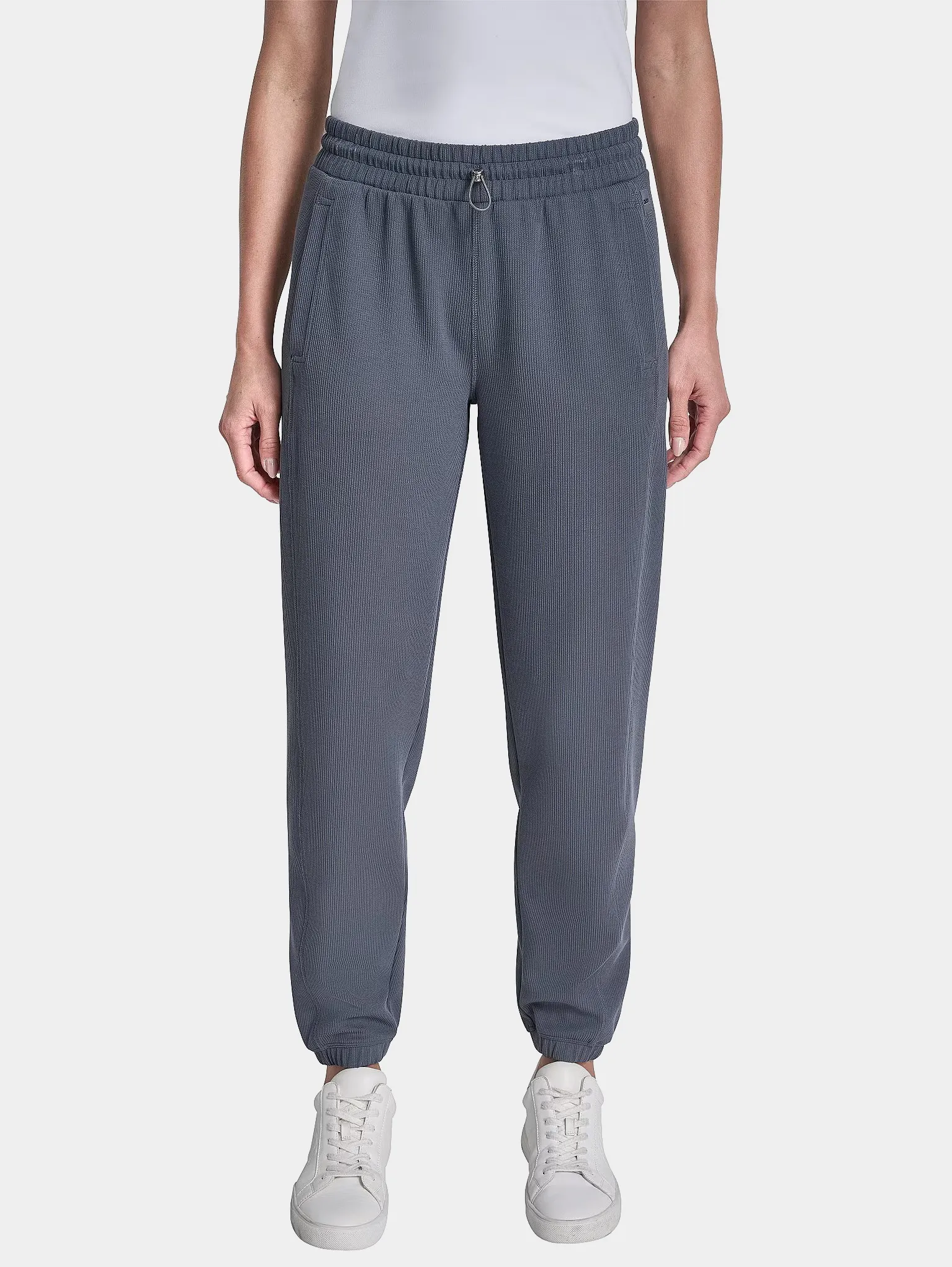 Спортивные брюки