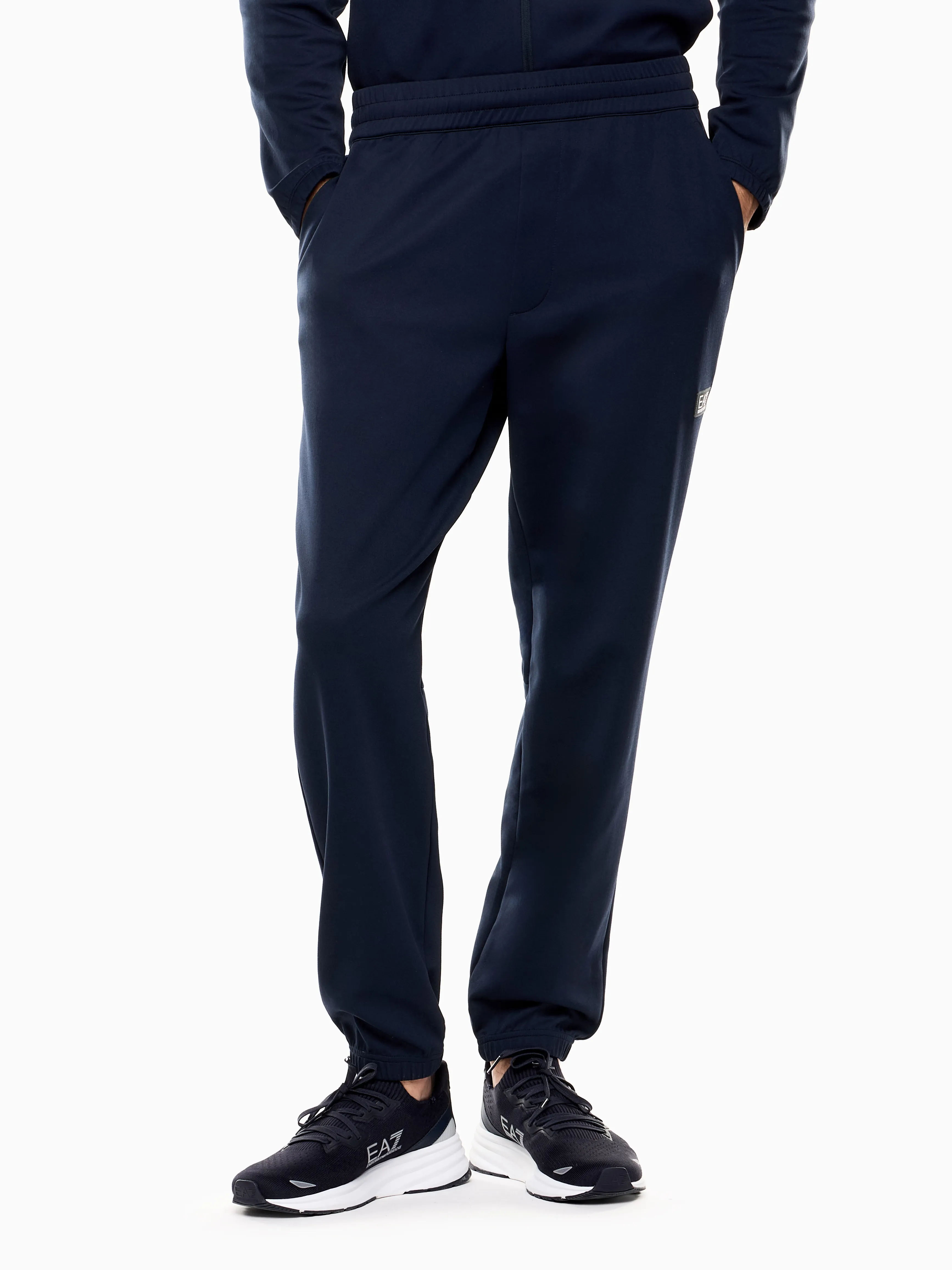 Спортивные брюки