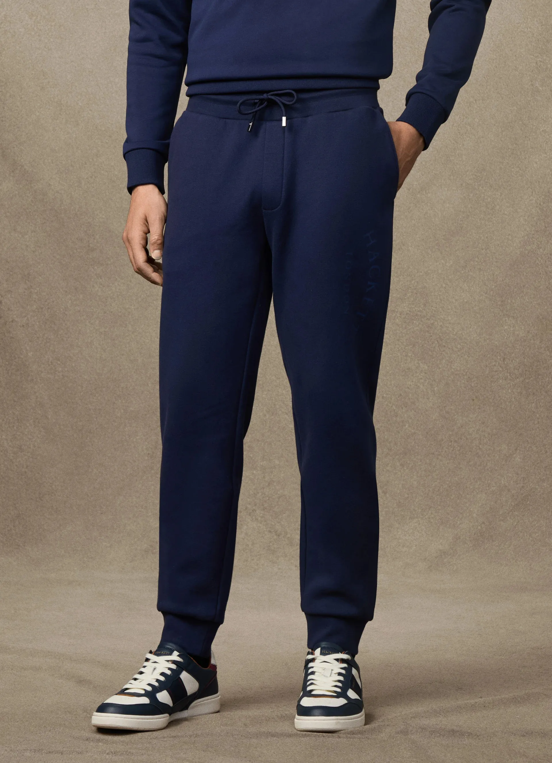 Спортивные брюки