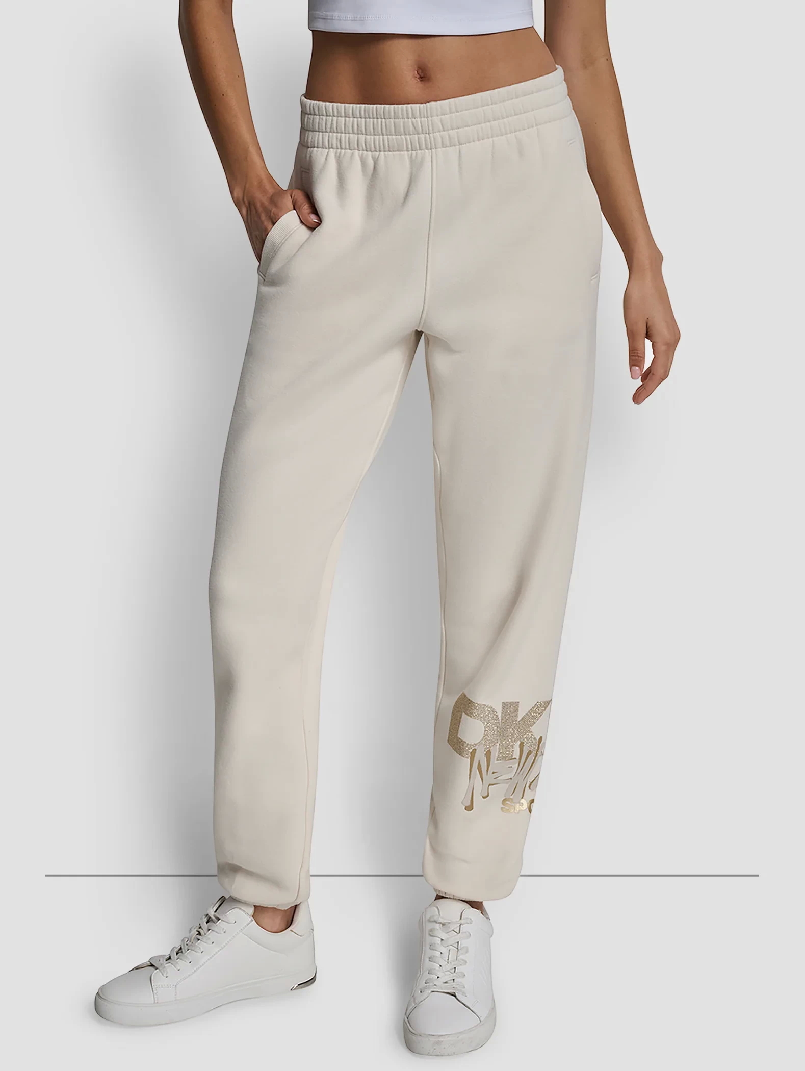 Спортивные брюки