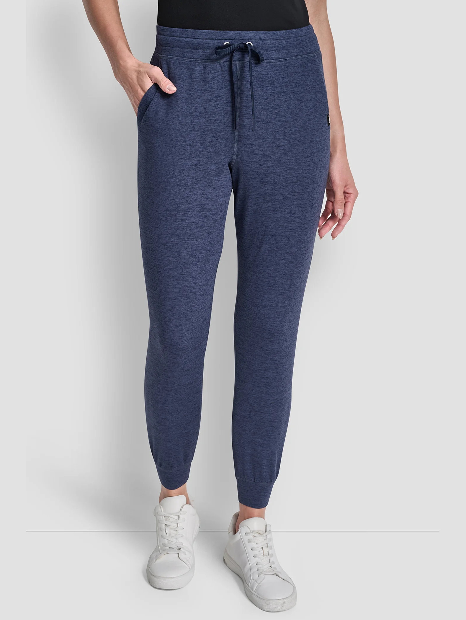 Спортивные брюки