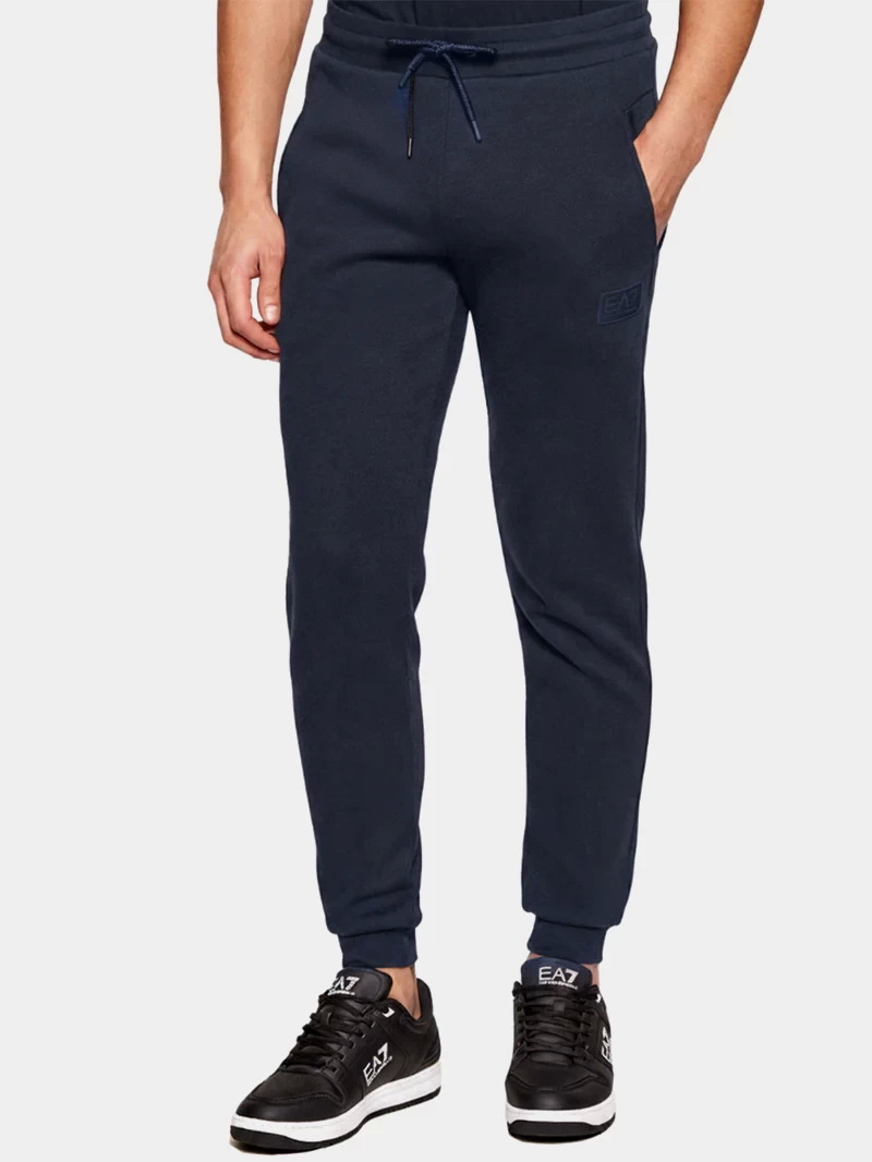 Спортивные брюки