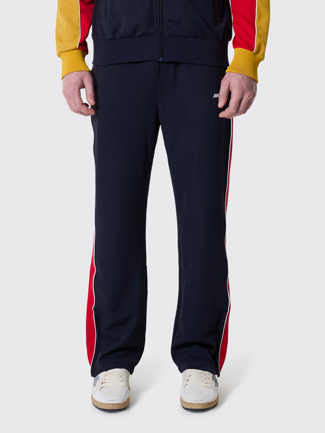 Спортивные брюки