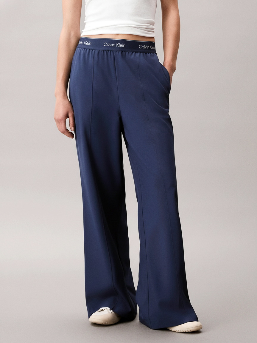 Спортивные брюки