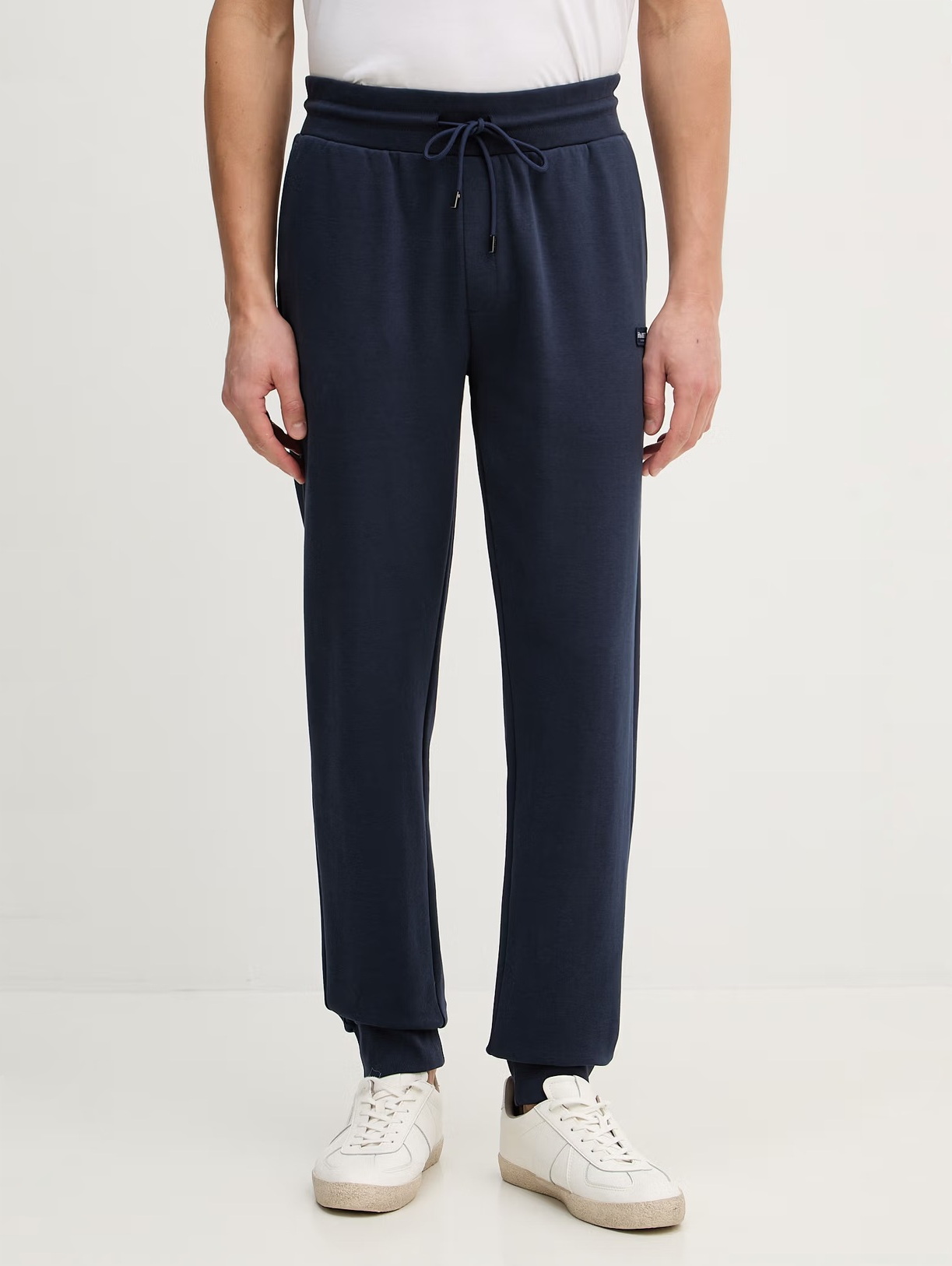 Спортивные брюки