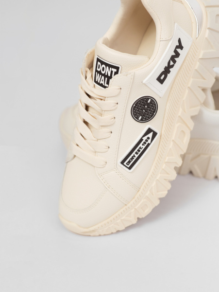 Кроссовки DKNY