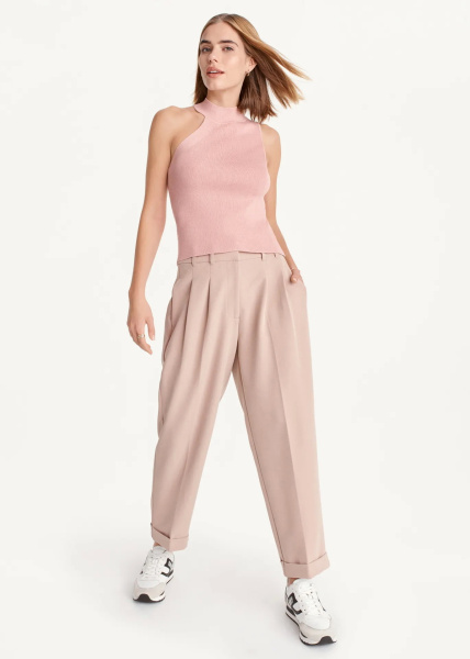 Топ DKNY