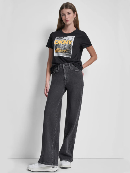 Футболка DKNY