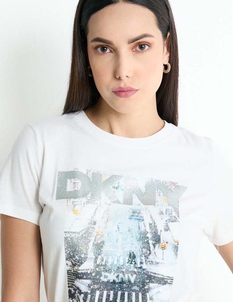 Футболка DKNY