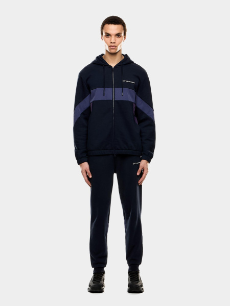 Спортивный костюм ZIP Спортивный костюм ZIP