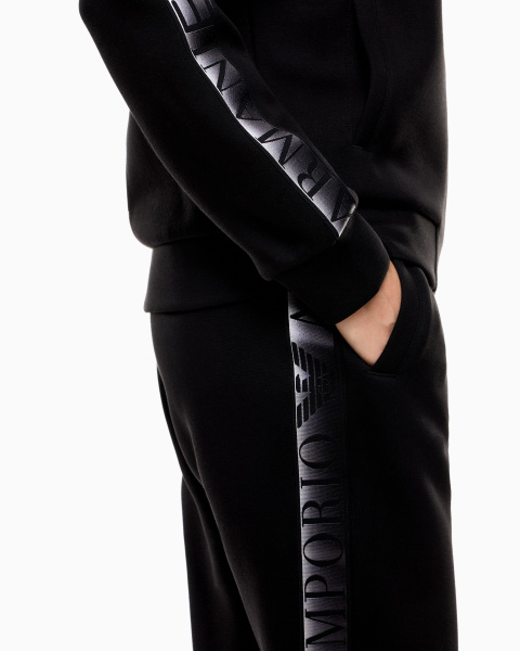 Спортивный костюм ZIP EA7 Спортивный костюм ZIP EA7