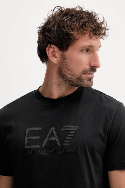 Футболка EA7