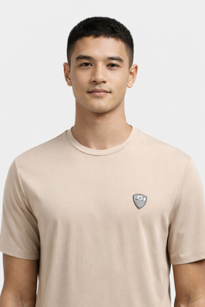 Футболка EA7