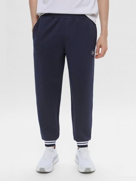 Спортивные брюки Спортивные брюки