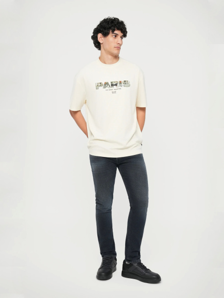 Футболка EA7