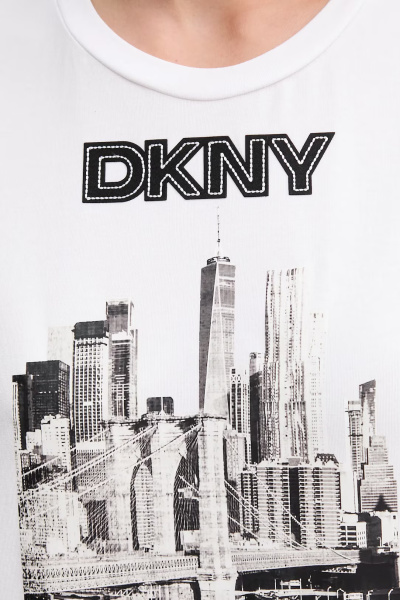 Футболка DKNY