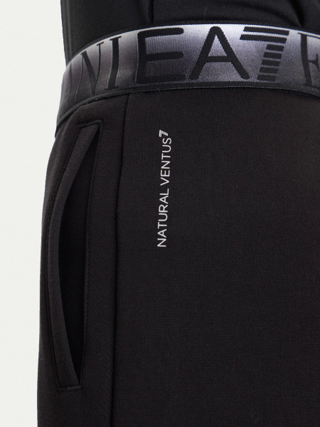 Спортивные брюки EA7