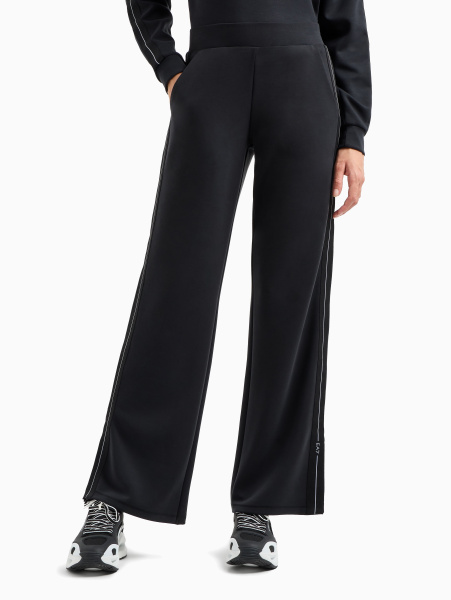 Спортивные брюки Спортивные брюки