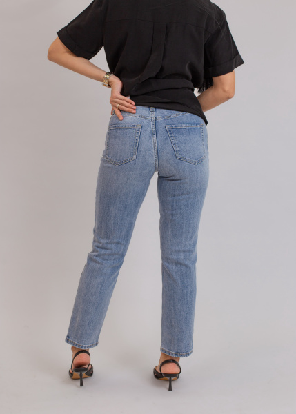Джинсы DKNY