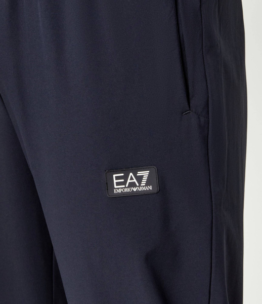 Спортивные брюки EA7