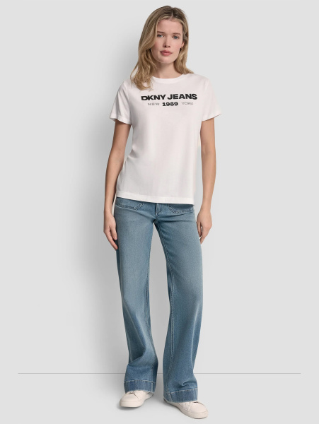Футболка DKNY