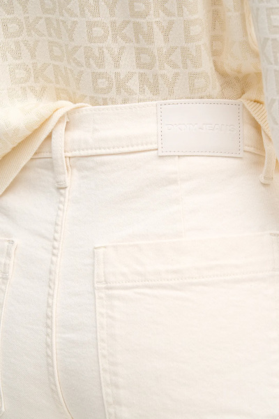 Джинсы DKNY