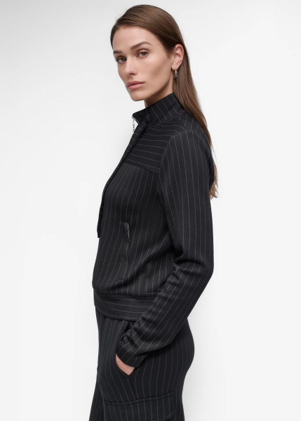 Бомбер DKNY