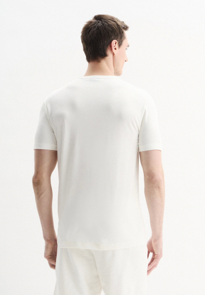 Футболка EA7