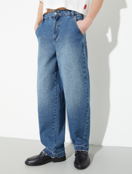 Джинсы MAX&Co. Джинсы MAX&Co.