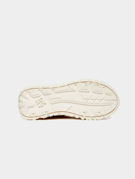 Кроссовки DKNY