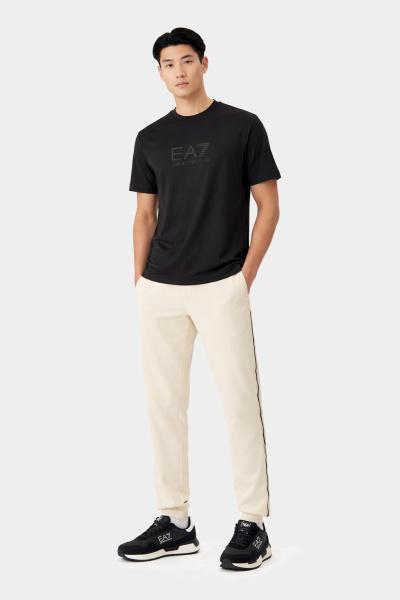 Футболка EA7