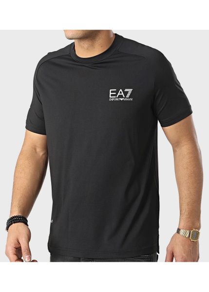 Футболка EA7