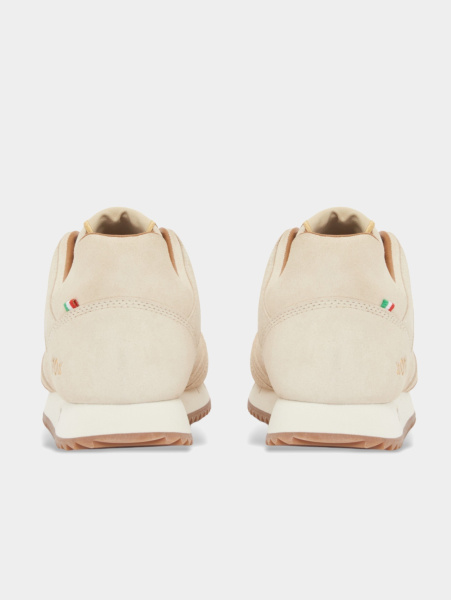 Кроссовки EA7