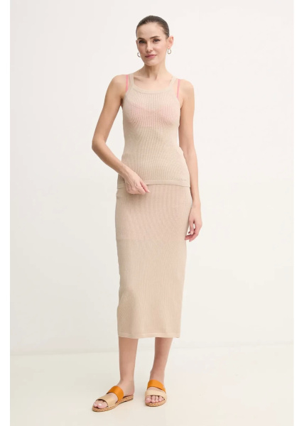 Топ DKNY