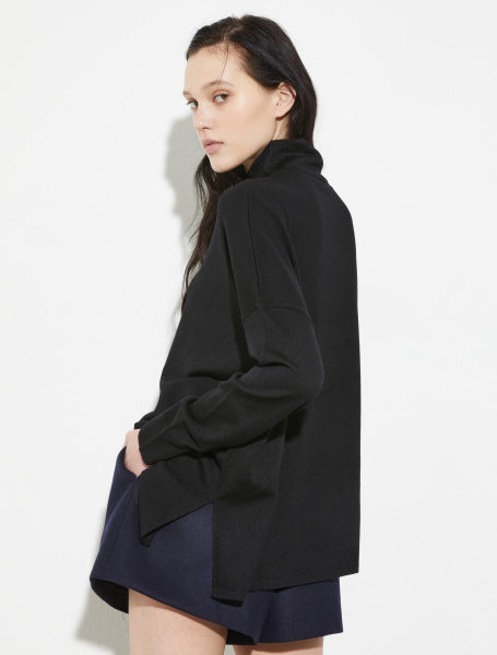 Свитер MAX&Co.