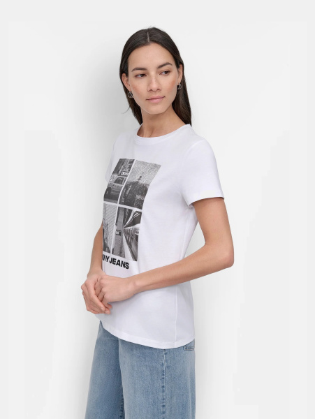Футболка DKNY
