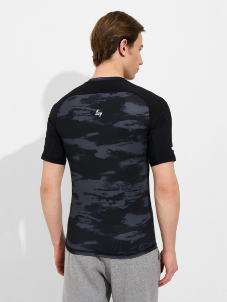 Футболка EA7 Футболка EA7