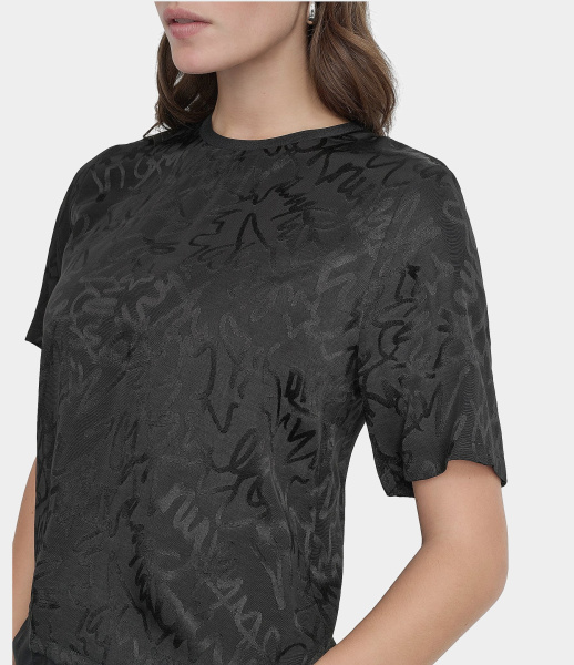Футболка DKNY