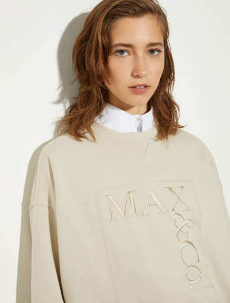 Свитшот MAX&Co.