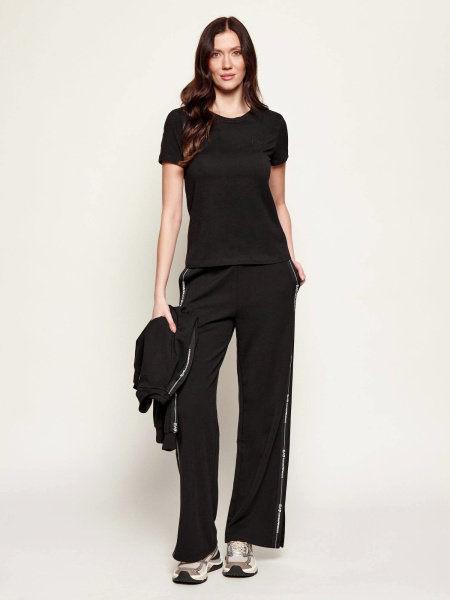 Футболка EA7