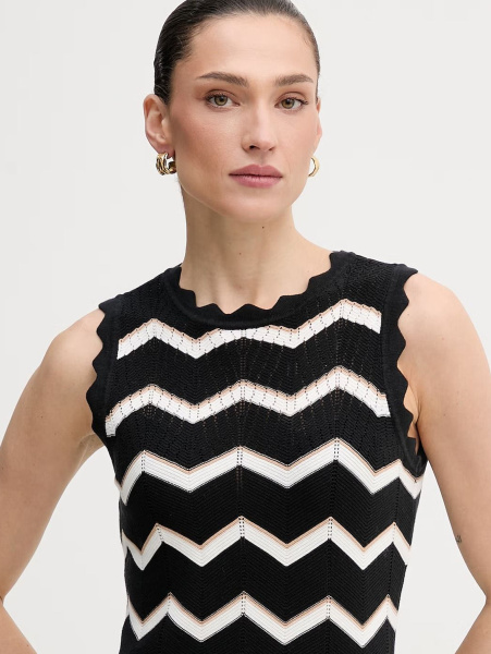 Платье DKNY