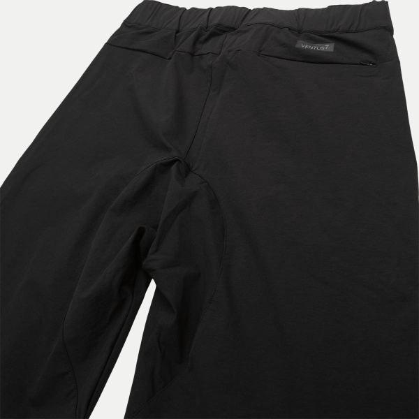 Спортивные брюки EA7