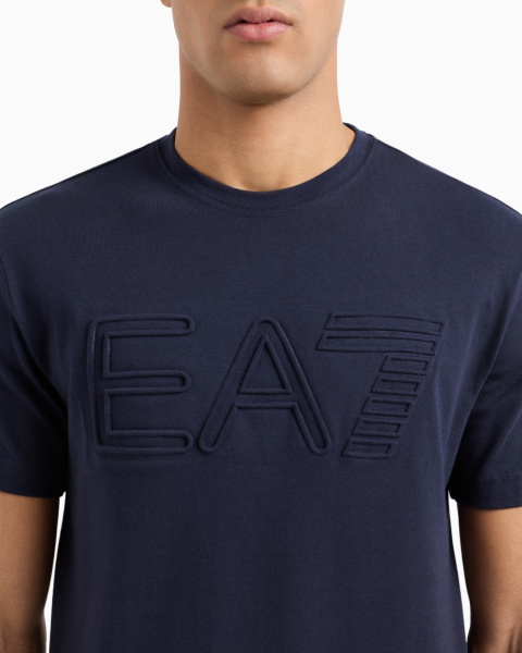 Футболка EA7