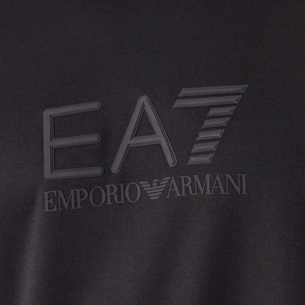 Футболка EA7