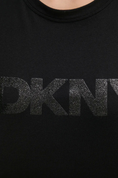 Футболка DKNY